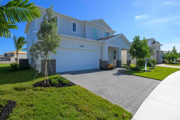5484 NW Camberly Court, Port St Lucie, FL 34987