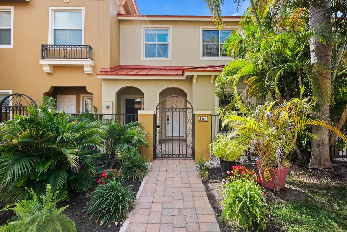 386 Lake Monterey Circle, Boynton Beach, FL 33426 - #1