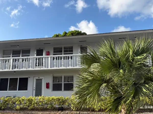 64 Sussex C, West Palm Beach, FL 33417