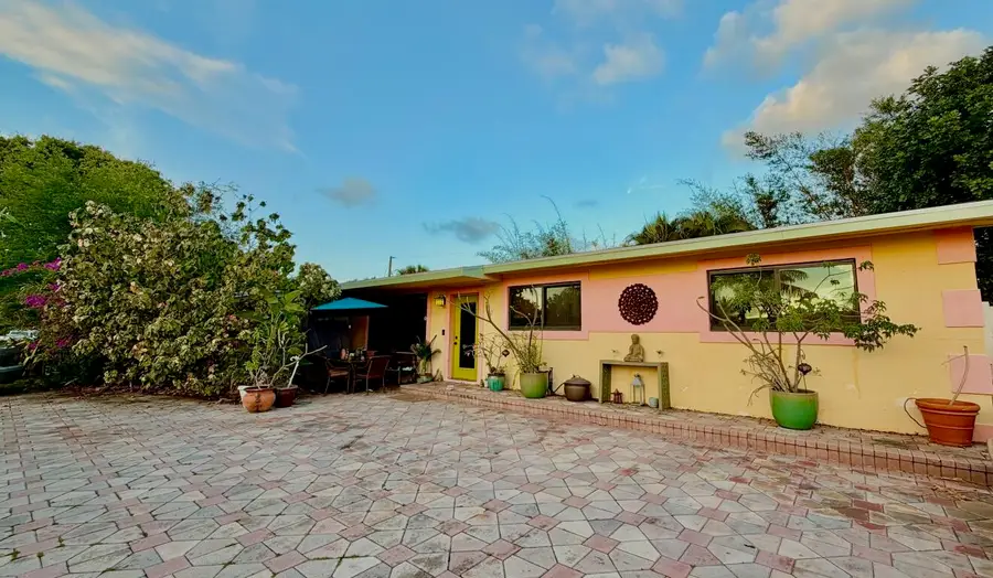 112 San Juan Drive, Palm Springs, FL 33461 - #3