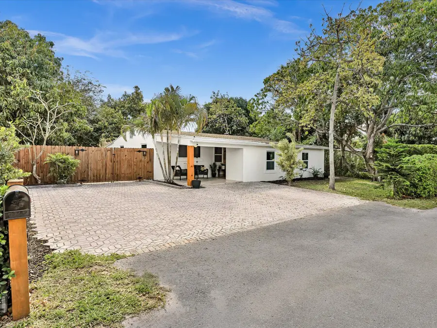 2192 Bonnie Drive, West Palm Beach, FL 33415 - #2