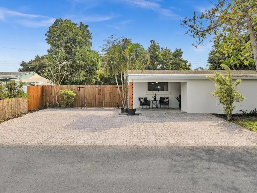 2192 Bonnie Drive, West Palm Beach, FL 33415 - #3