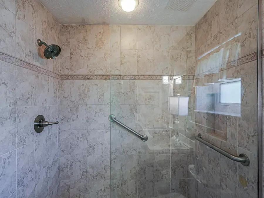 720 Lake Orchid Circle #201, Vero Beach, FL 32962 - #3