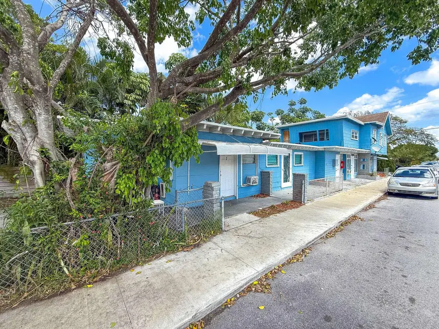 714 N 4th Ave Avenue N, Lake Worth Beach, FL 33460 - #3