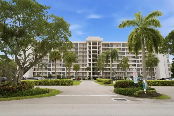 3100 N Palm Aire Drive #208, Pompano Beach, FL 33069