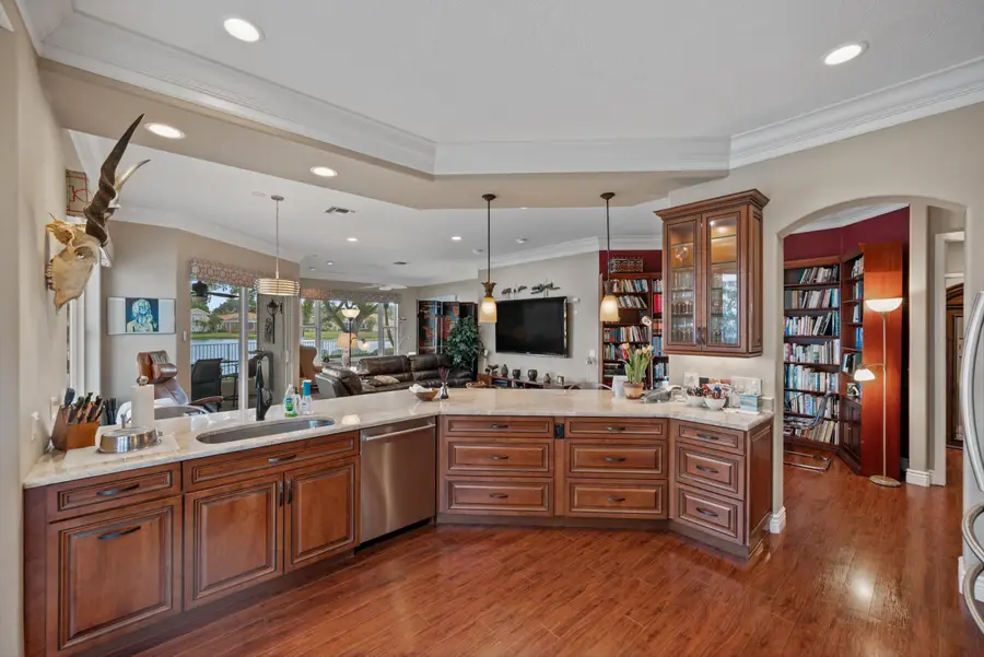 923 Augusta Pointe Drive, Palm Beach Gardens, FL 33418 - #2