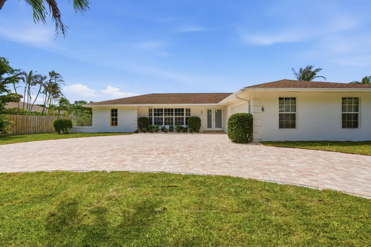 359 Country Club Drive, Tequesta, FL 33469 - #1