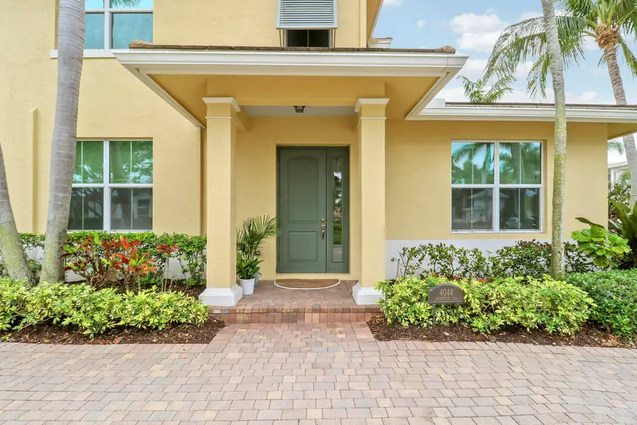 4044 Kingston Lane, Palm Beach Gardens, FL 33418 - #3
