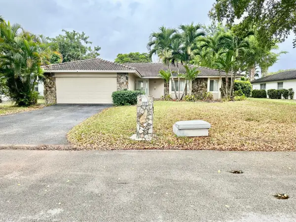 222 NW 92nd Terrace, Coral Springs, FL 33071