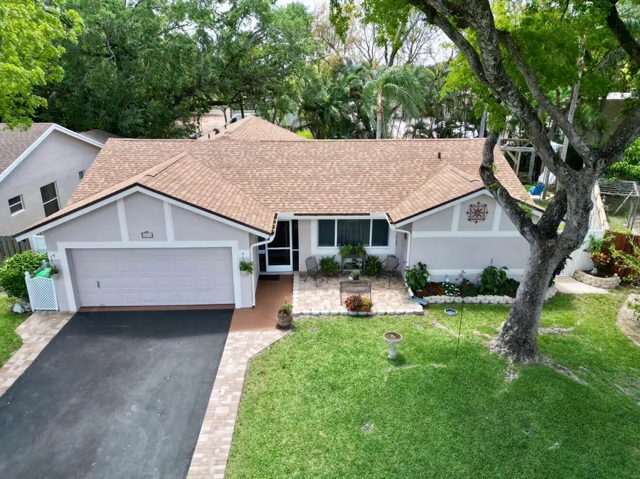 8438 NW 34th Manor, Sunrise, FL 33351 - #2
