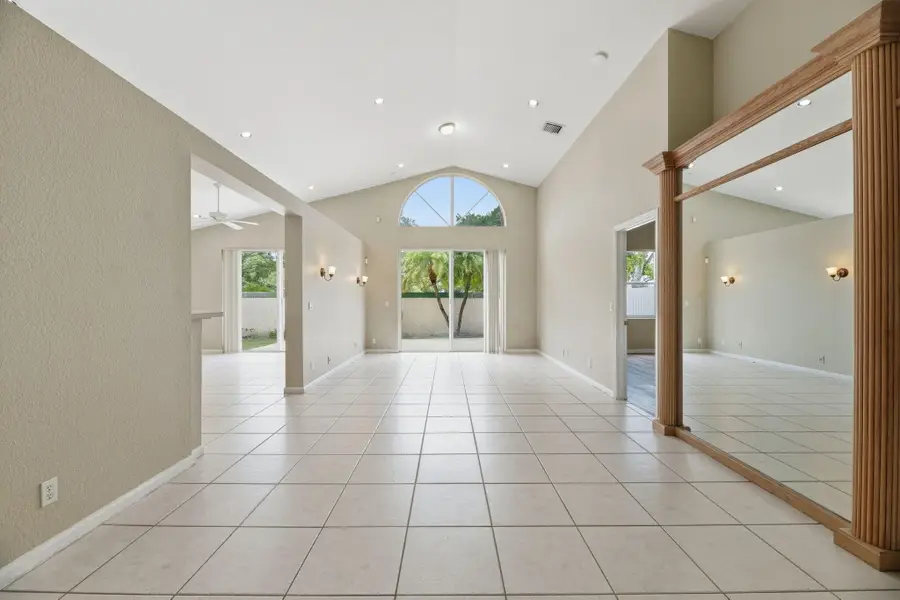 3401 NW 70th Avenue, Margate, FL 33063 - #2