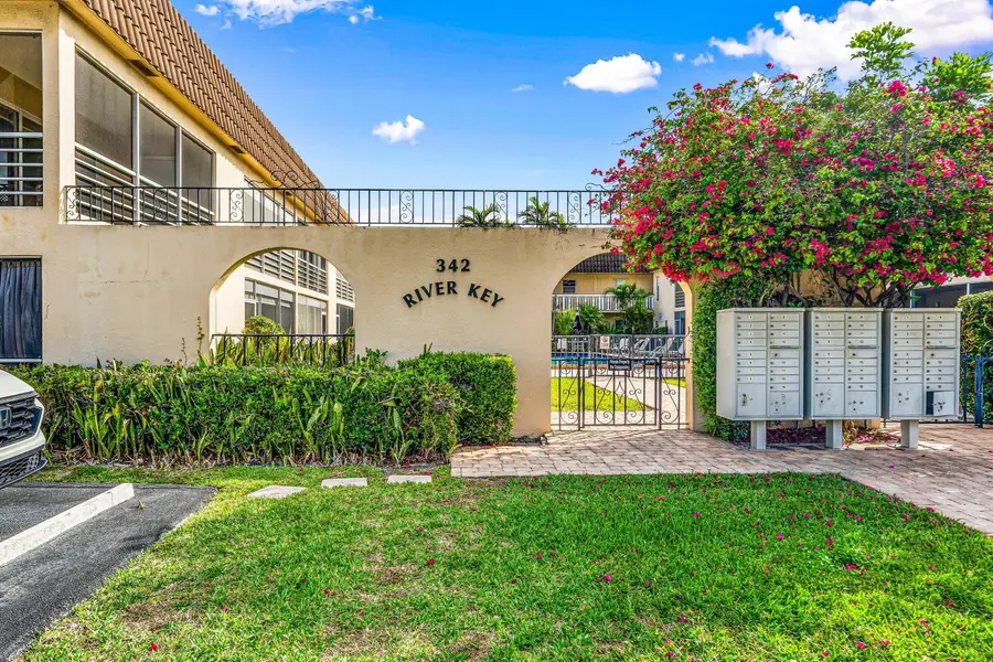 342 Southwind Drive #102, North Palm Beach, FL 33408 - #2