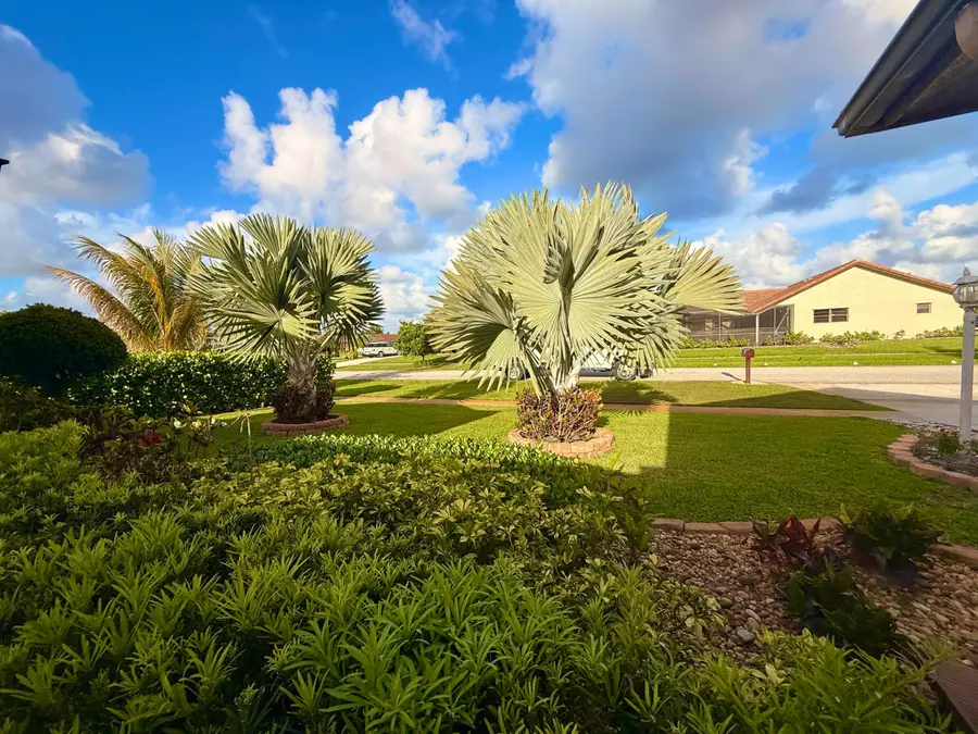 5279 W Woodstone Cir Circle W, Lake Worth, FL 33463 - #2