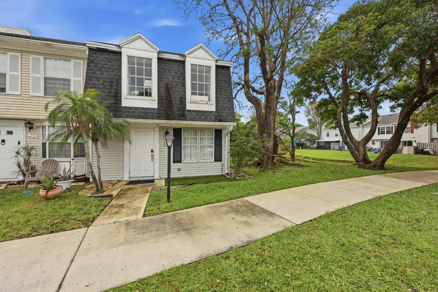 218 Old English Drive, Jupiter, FL 33458 - #2