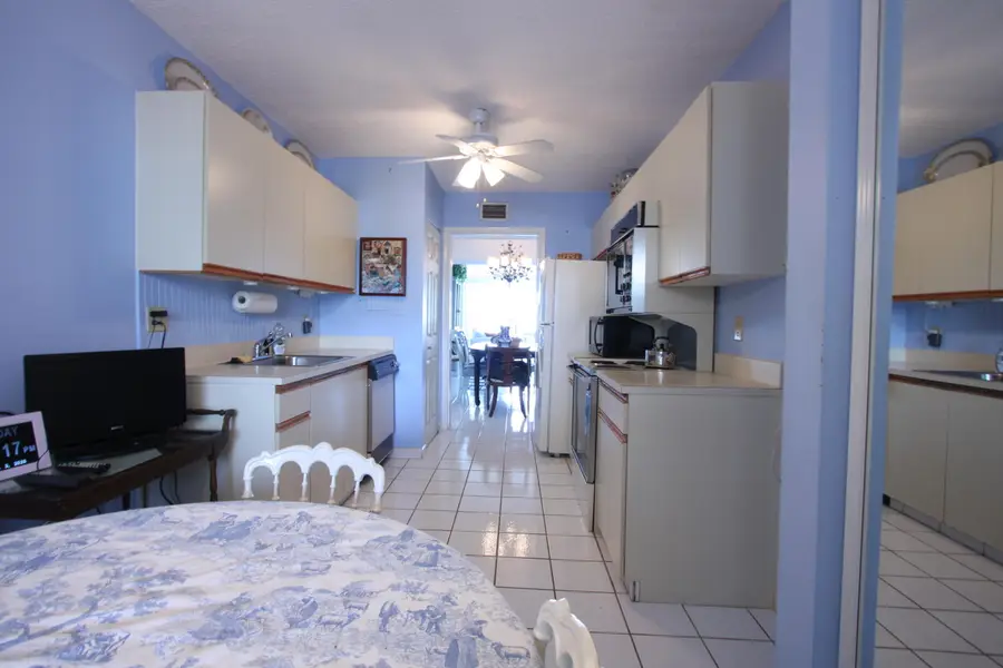 6768 N 10th Avenue N #303, Lake Worth, FL 33467 - #3