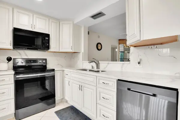 4701 Martinique Drive #K3, Coconut Creek, FL 33066