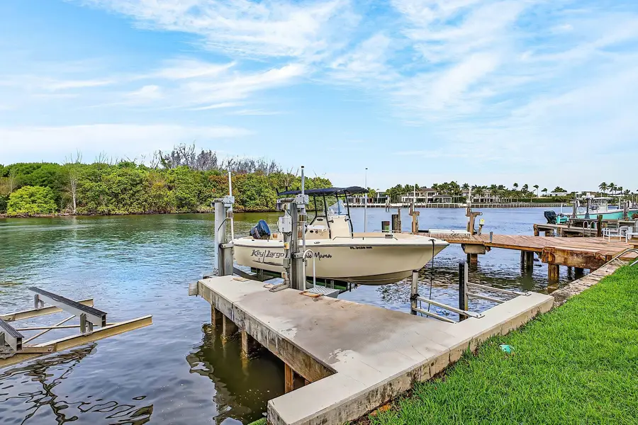 605 NE 19th Avenue, Deerfield Beach, FL 33441 - #3