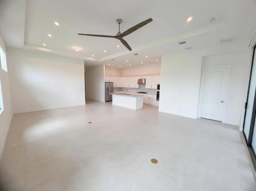 2744 SE Ashfield Drive, Port Saint Lucie, FL 34984 - #3