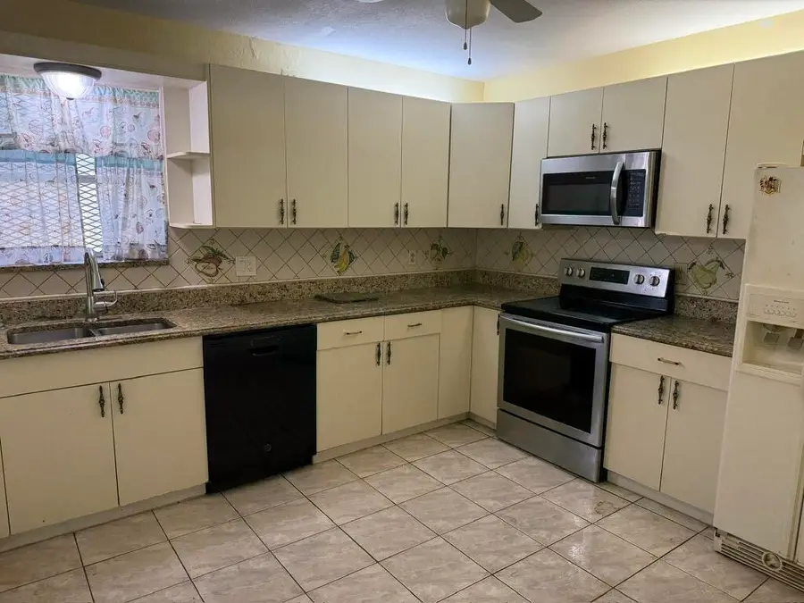 1510 SW 37th Avenue, Fort Lauderdale, FL 33312 - #2