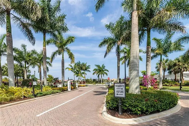 5716 S Sterling Ranch, Davie, FL 33314 - #3