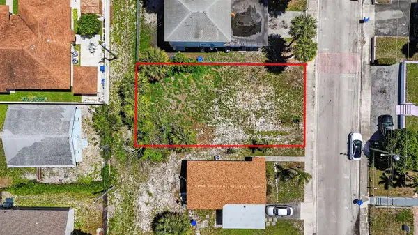 1204 W 35th Street, Riviera Beach, FL 33404