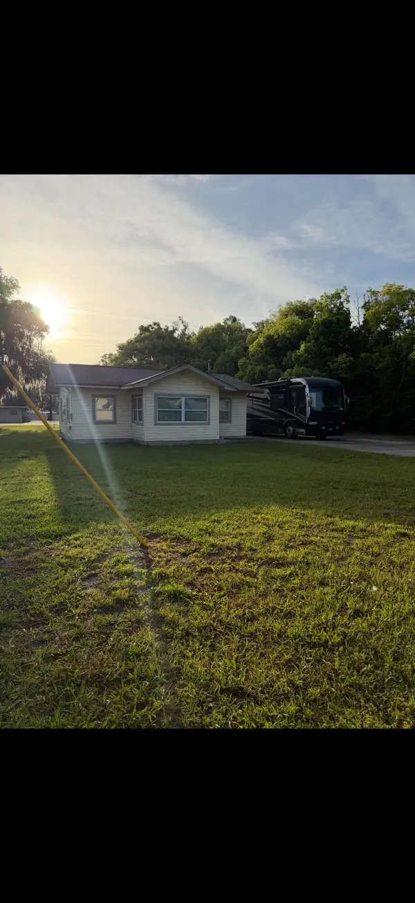 1011 S Palm Avenue, Palatka, FL 32177