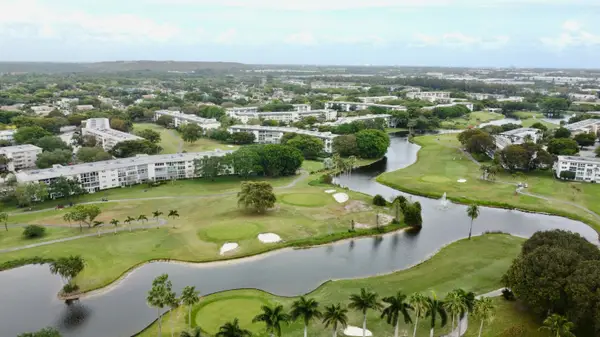 3004 Portofino Isle #B2, Coconut Creek, FL 33066