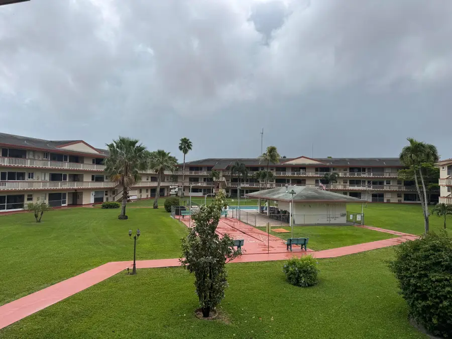 5300 Washington Street, Hollywood, FL 33021 - #2