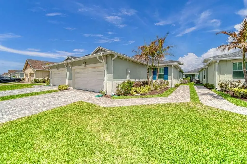 1920 SE Crosswood Way, Port Saint Lucie, FL 34984 - #1