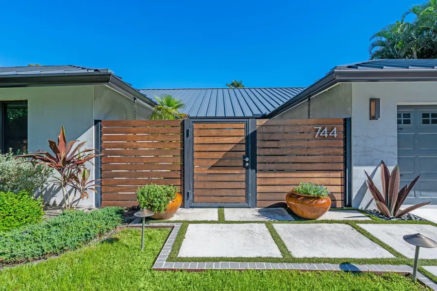 744 Windflower Court, Wellington, FL 33414 - #3