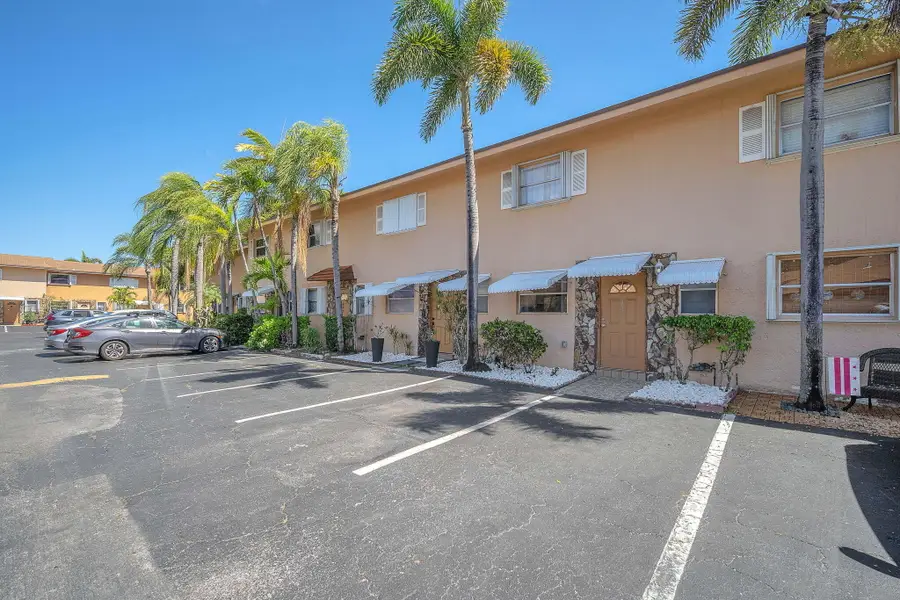 450 SE 7th Street, Dania Beach, FL 33004 - #2