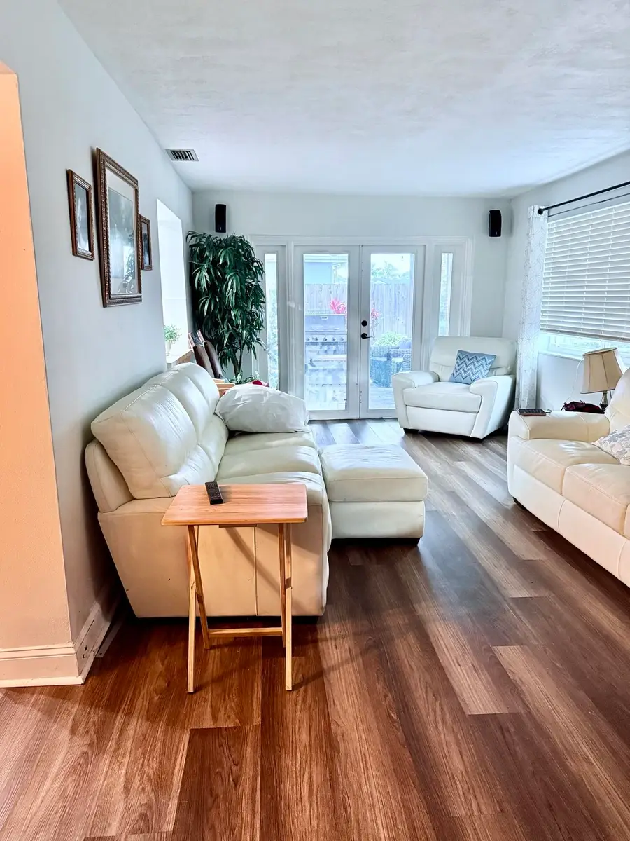 10900 NW 18th Place, Pembroke Pines, FL 33026 - #3