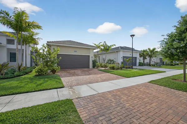 4805 Saint Armands Way, The Acreage, FL 33470