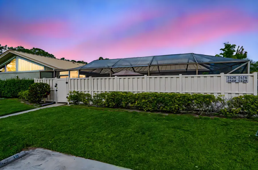 5620 Eagle Lake Drive, Palm Beach Gardens, FL 33418 - #2