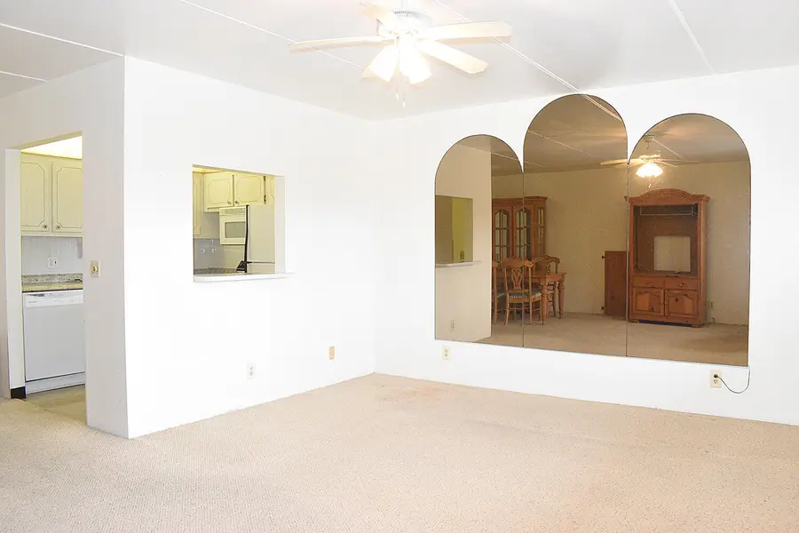 300 Village Green Circle S #220, Palm Springs, FL 33461 - #3