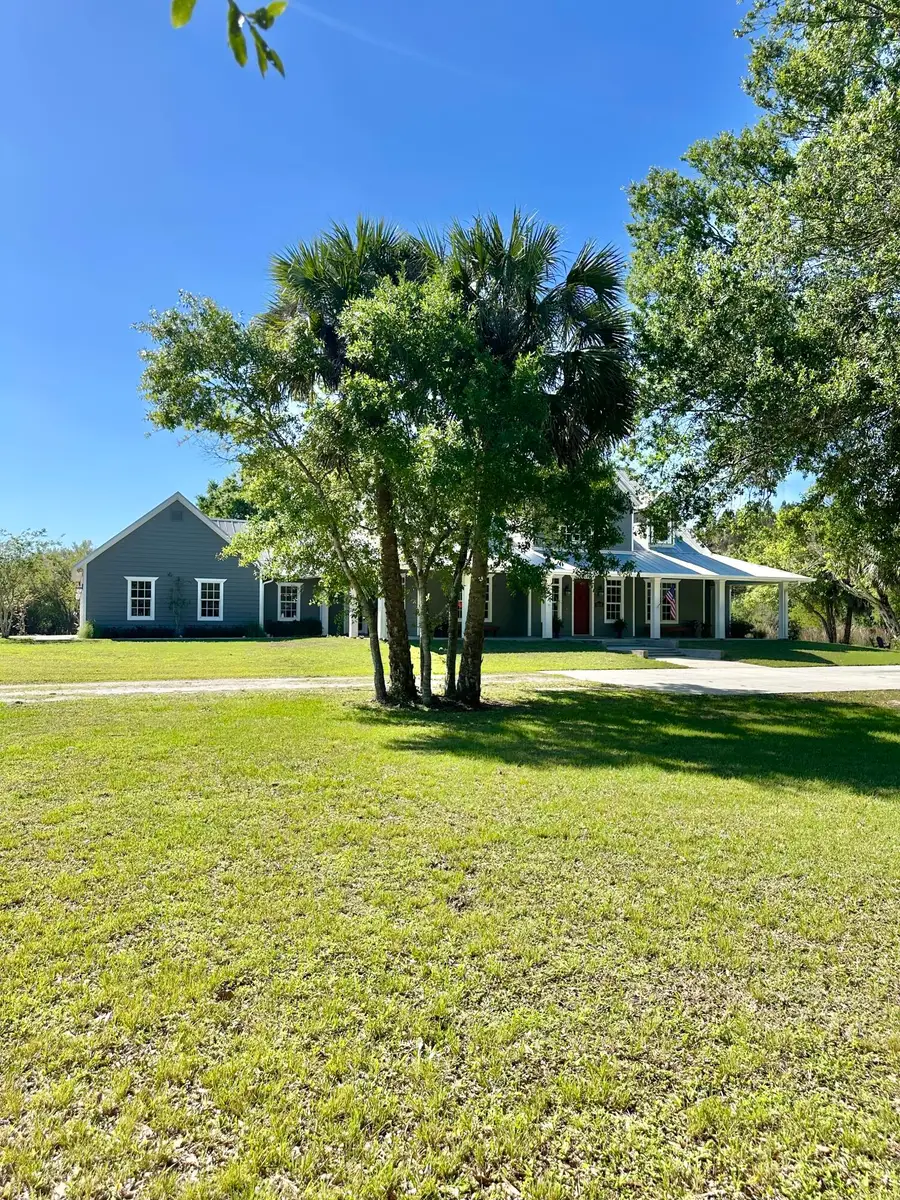 2135 55th Avenue Sw, Vero Beach, FL 32968 - #2