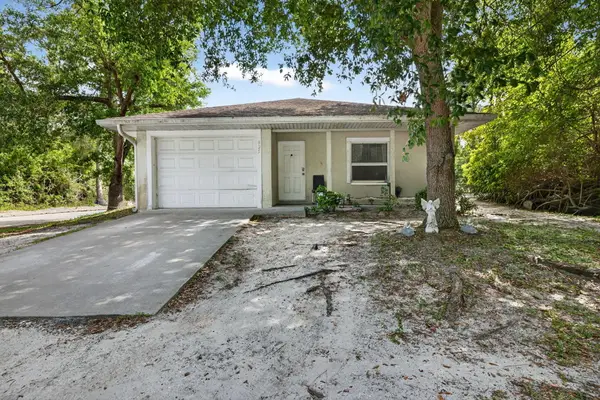 925 SW 11th St Street Sw, Vero Beach, FL 32962