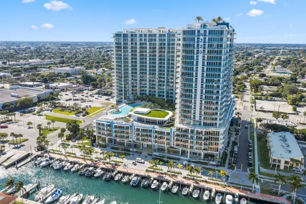 220 Lake Shore Drive #1121, Lake Park, FL 33403
