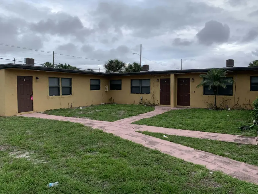 2840 Avenue S, West Palm Beach, FL 33404 - #3