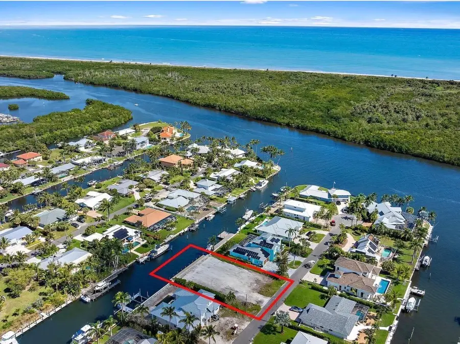8531 SE Driftwood Street, Hobe Sound, FL 33455 - #3