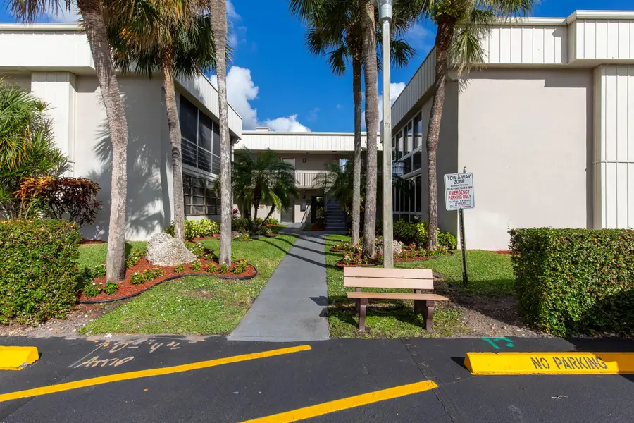 154 Capri #D, Delray Beach, FL 33484 - #2