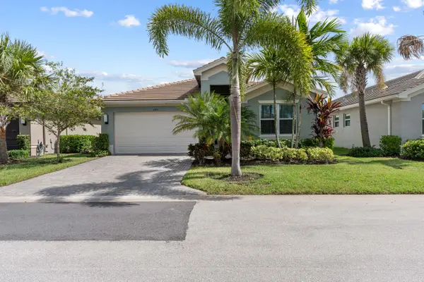 11917 SW Jasper Lake Way, Port St Lucie, FL 34987