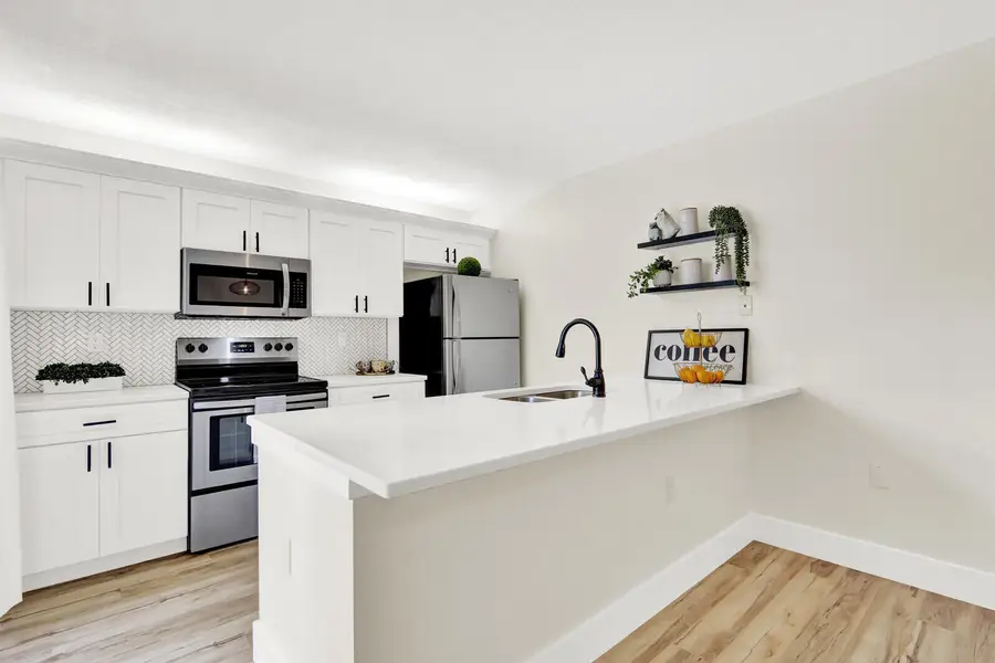 6605 66th Way, West Palm Beach, FL 33409 - #2