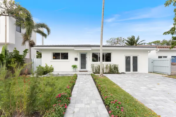 807 SE 11th Court, Fort Lauderdale, FL 33316