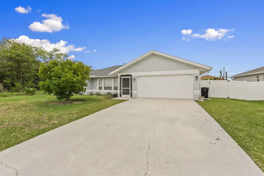 2452 SW Fair Isle Road, Port Saint Lucie, FL 34987 - #2