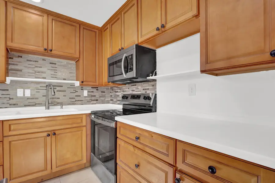 172 Norwich H, West Palm Beach, FL 33417 - #3