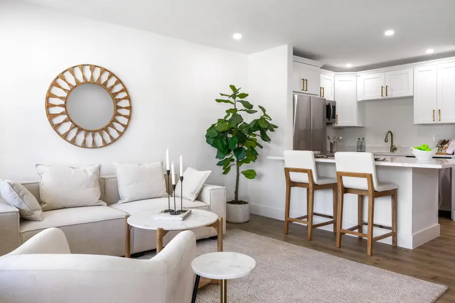 480 Horizons W #207, Boynton Beach, FL 33435 - #2