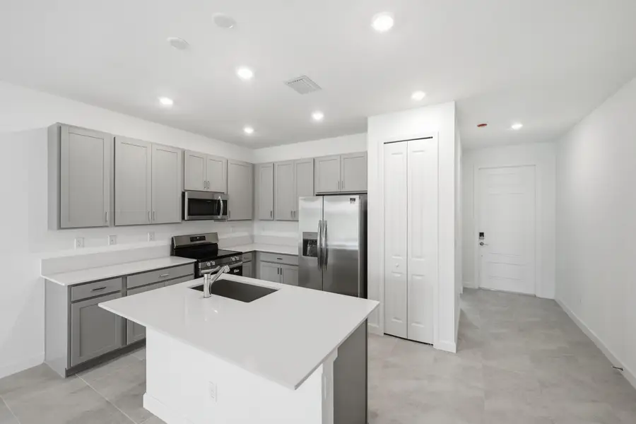 3712 Harborside Avenue, Fort Pierce, FL 34946 - #2