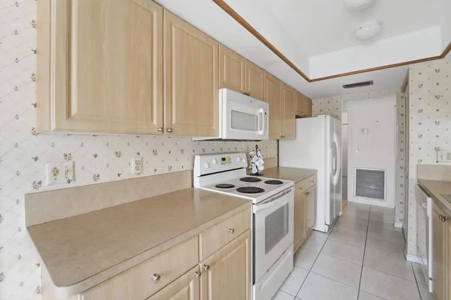 18327 SE Par Lane, Jupiter, FL 33469 - #3