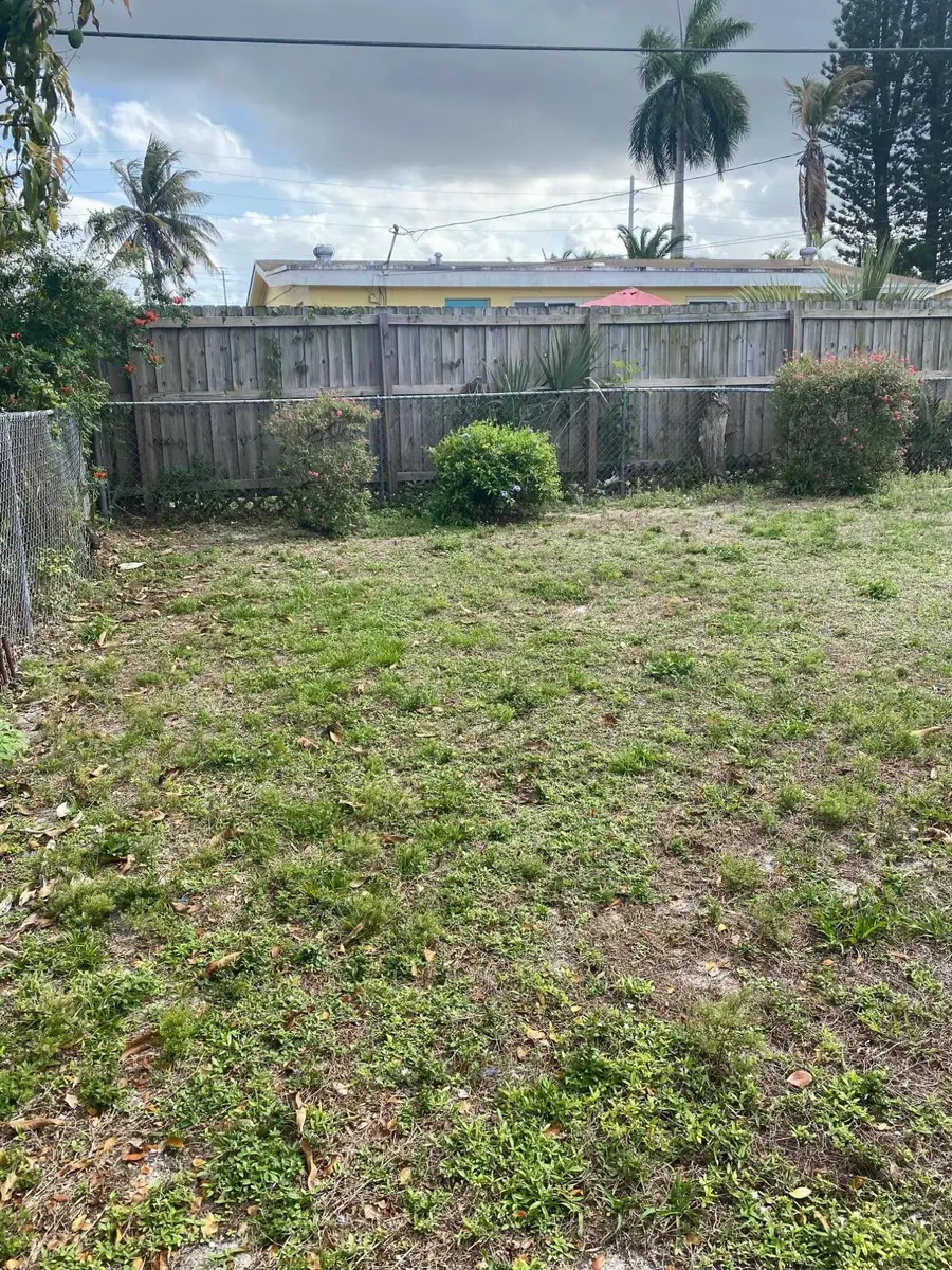 5068 Marcia Place, West Palm Beach, FL 33407 - #3